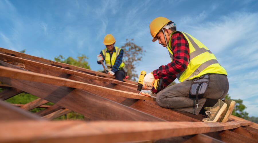 Professional residential roofers in Sweet Grass, MT